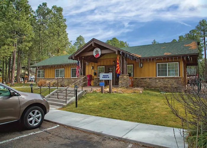 Pinetop Resort Studio Apartment