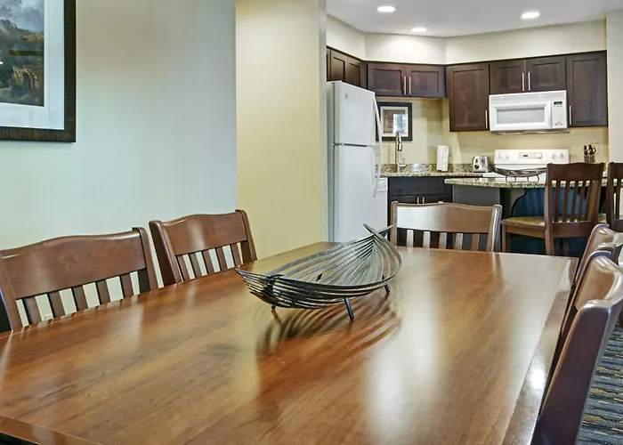 Pinetop Resort Studio Apartment *